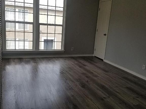 2nd image of 4321 Elm Ave APT 4