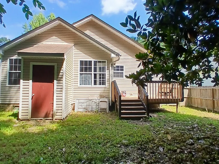 124 Mallard Dr — Photo 10