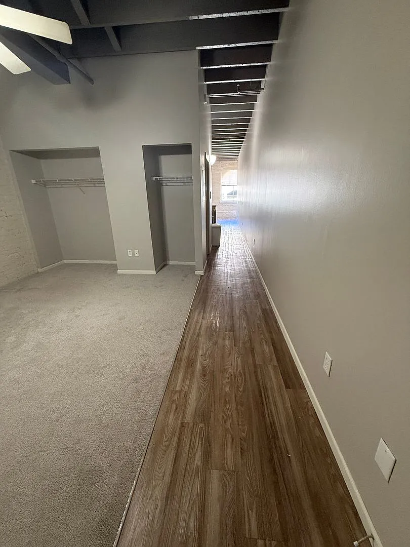 Harney Street Apartments in the Old Market — Photo 3