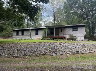 141 Turtle Dove Dr, Marion, NC 28752