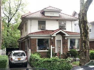 33 93rd St, Brooklyn, NY 11209