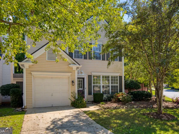 71 Cheshire Dr, Alpharetta, GA 30022