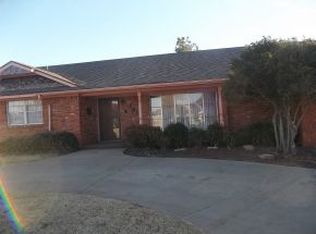 204 Mockingbird Dr S, Altus, OK 73521