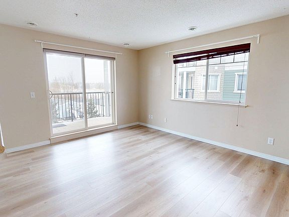 4th image of 6925 199th St NW #315