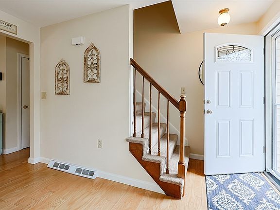 4th image of 3 Buena Vista Dr #3