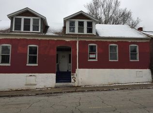 309 S Jackson St, Belleville, IL 62220