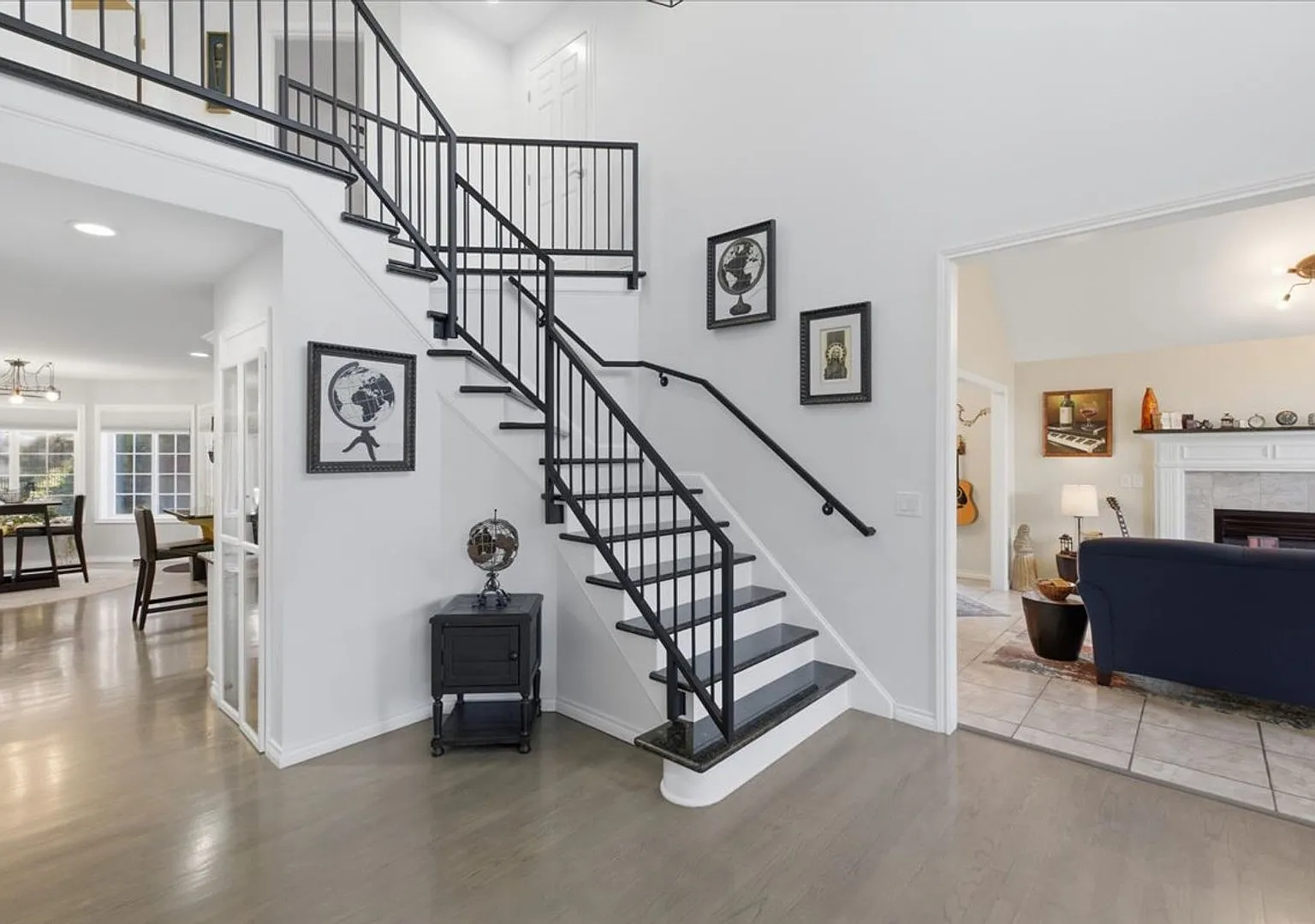 Beautiful single family rental located at 1235 NW Countryside Ct — Photo 4