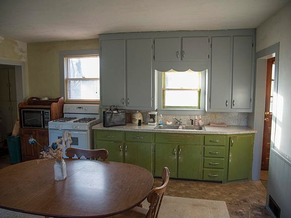 3rd image of 5021 Kenowa Ave SW