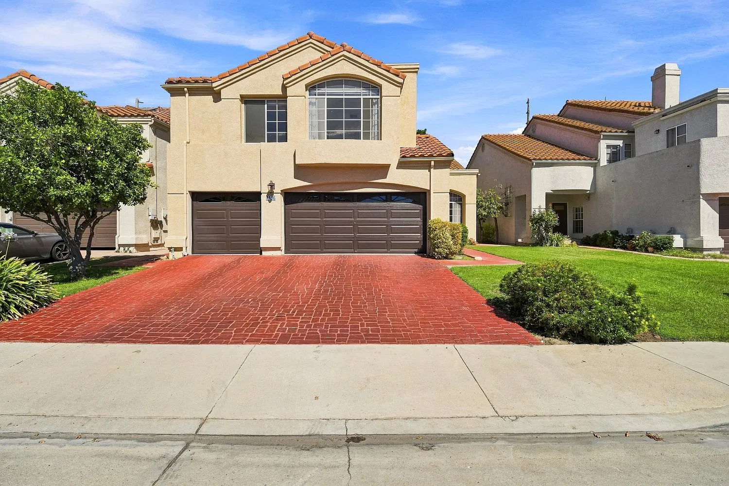 5 bed, 2881 sqft, $5,445 — Photo 1