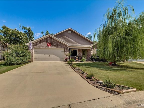 2nd image of 4985 Easton Dr
