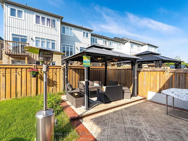 14 Paisley Way — Photo 44