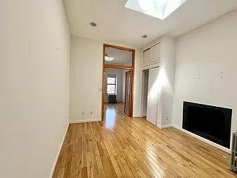 Rented by Best Apartments North Inc