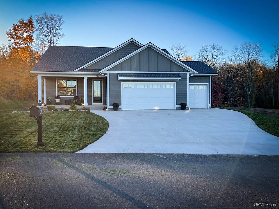 1st image of 1914 Langford Dr