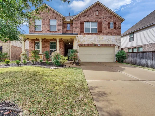 11066 Walts Run Ln, Cypress, TX 77433