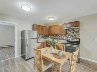 79 Brook St FLOOR 2, Bay Shore, NY 11706