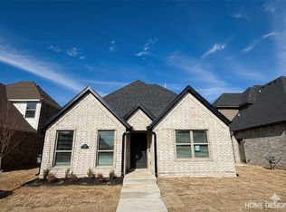 3106 SW Lovely Ln, Bentonville, AR 72713