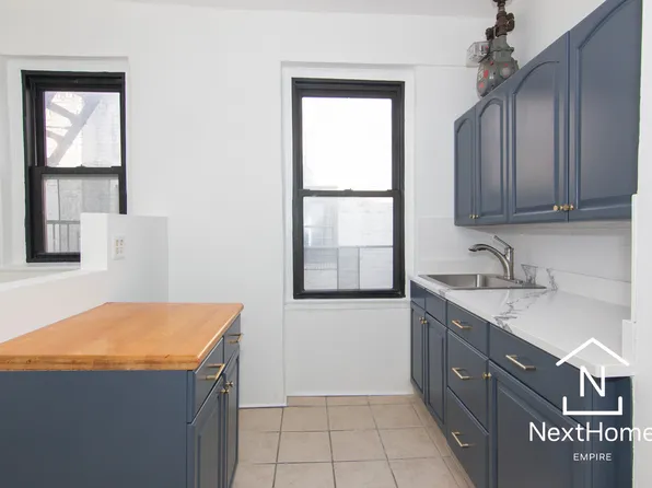 21-58 35th Street 5G image 1 of 8