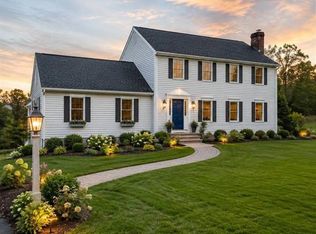 45 Pleasant View Dr, Hope Valley, RI 02832