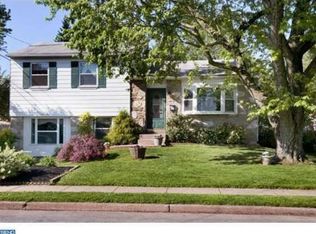930 W 3rd St, Lansdale, PA 19446