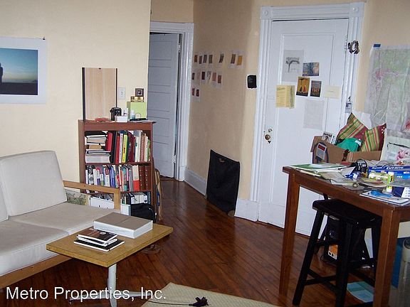 3rd image of 3033 Park Ave APT 02
