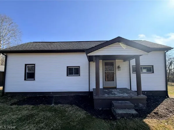 574 Brighton Blvd, Zanesville, OH 43701