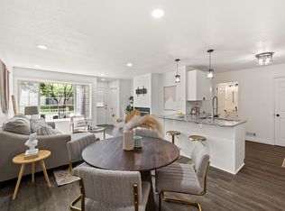 2247 Grand Ave Unit 7, West Des Moines, IA 50265