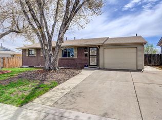 3420 W Mountain Rd, Englewood, CO 80110