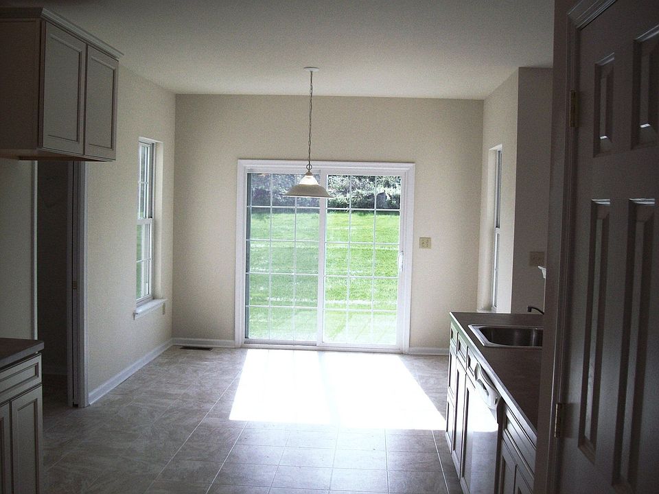 2nd image of 801 Bauman Cir