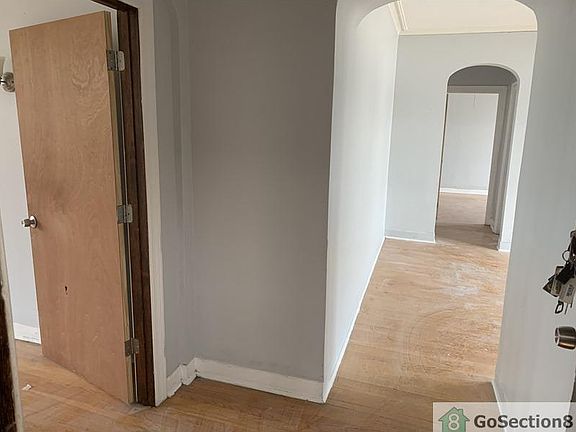 2nd image of 2915 E 78th St APT 3A