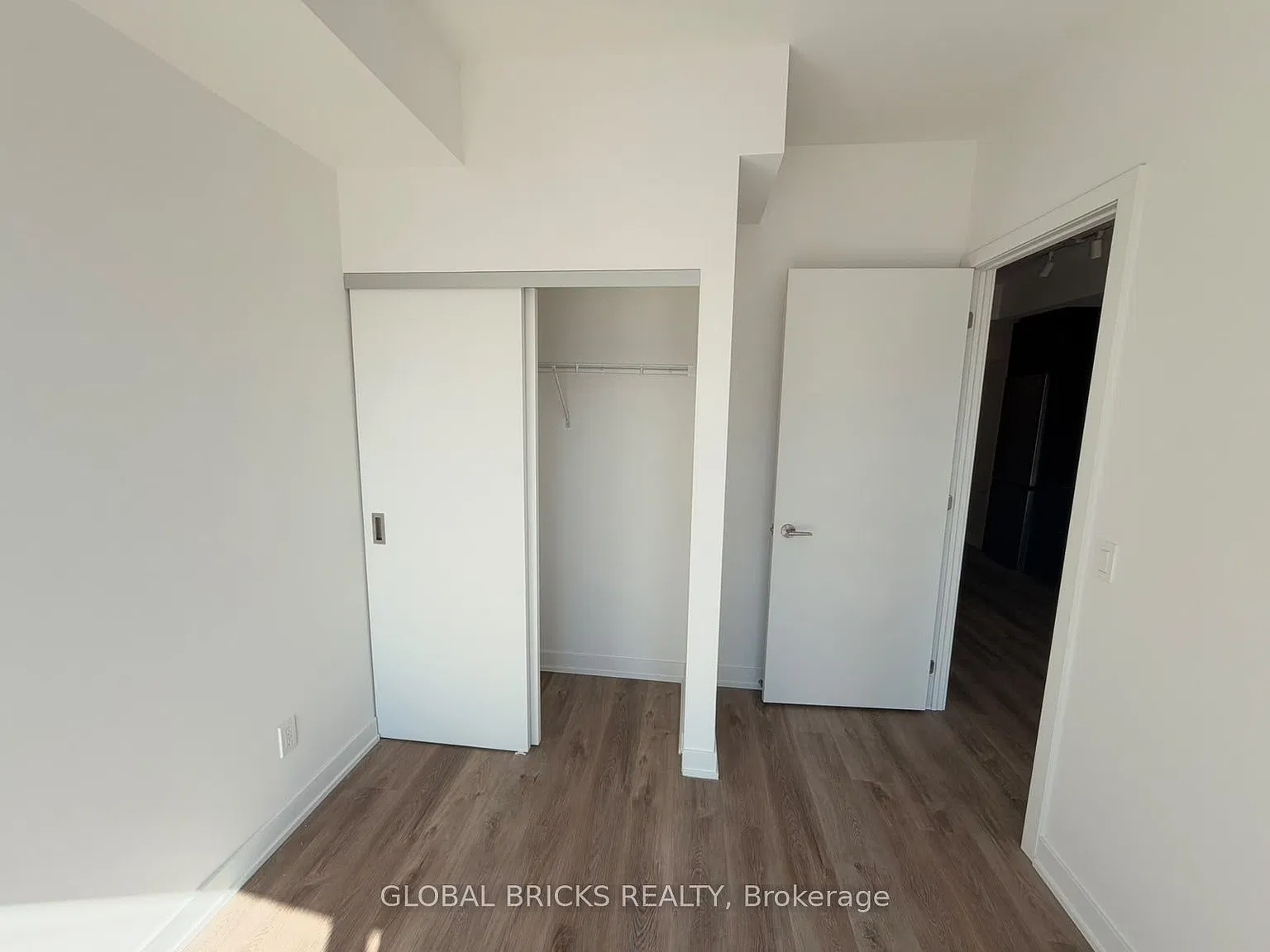 2 bed, $1,999 — Photo 4