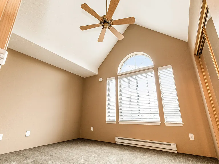 Graymayre Crossing Apartments — Photo 51
