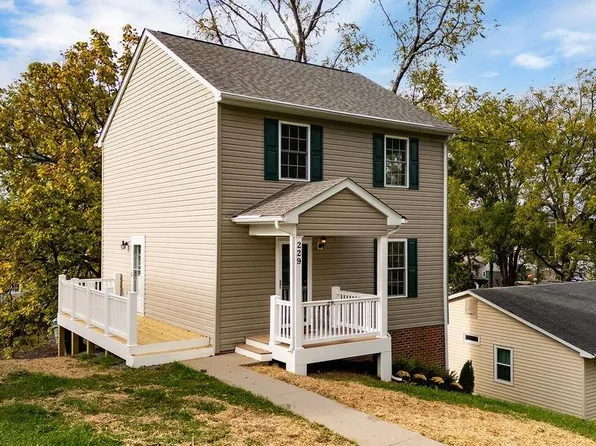 229 S Winchester Ave, Waynesboro, VA 22980