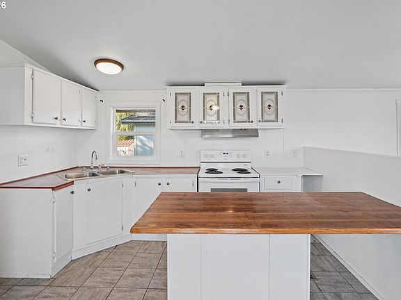 5th image of 1415 S Bertelsen Rd Space 114