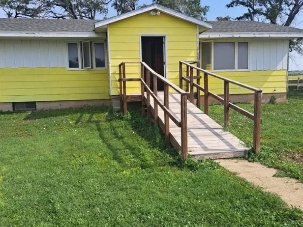 11448 S Muir Rd, Falun, KS 67442