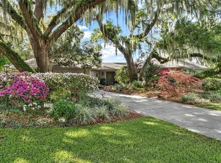 1785 Maine Ct, Tavares, FL 32778