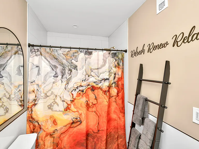 10 Pierce Ave #2 — Photo 18