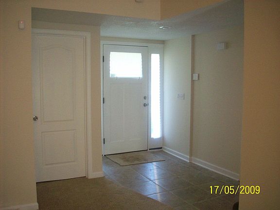Entryway 16" tile, custom door