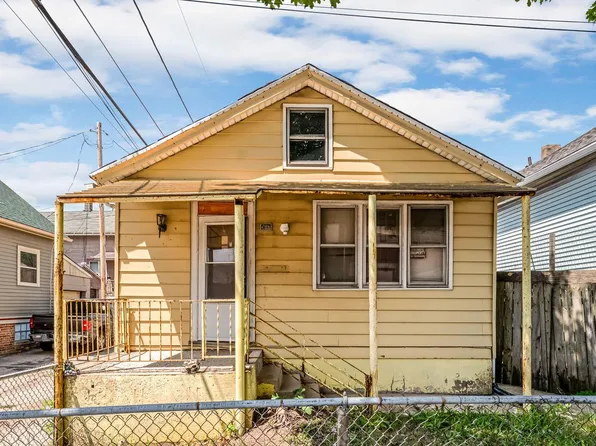 917 S 9th STREET, Milwaukee, WI 53204