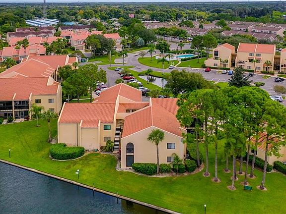 4th image of 6326 Grand Bahama Cir APT F