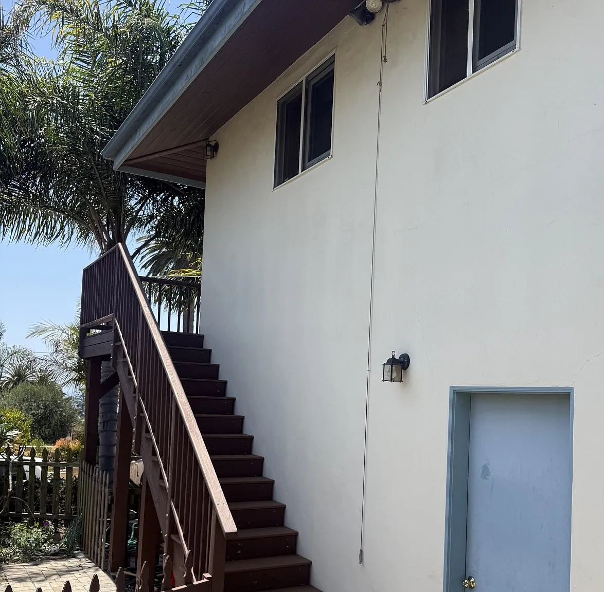 Studio, 400 sqft, $2,400 — Photo 1