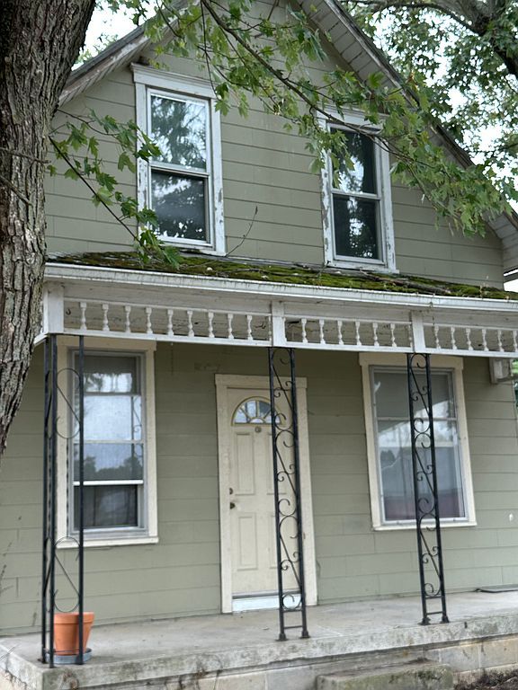 Real estate listing image