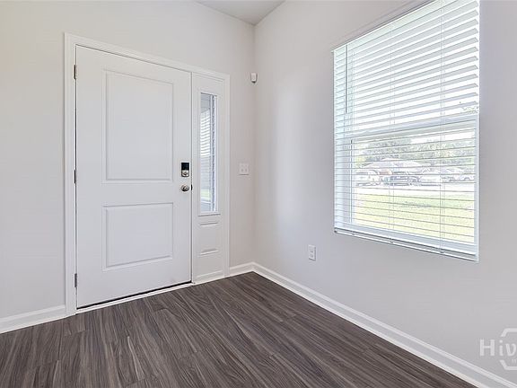 5th image of 9 Towne Park Ct