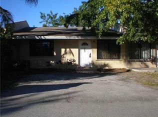 1281 Kia Dr, Homestead, FL 33033