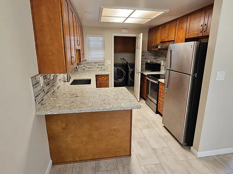 637 Vasona Ct #1 — Photo 2