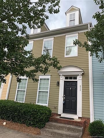 1st image of 923 White Point Dr
