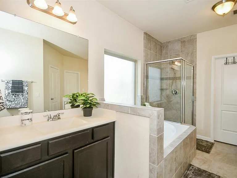 2214 Granite Park Ln — Photo 15