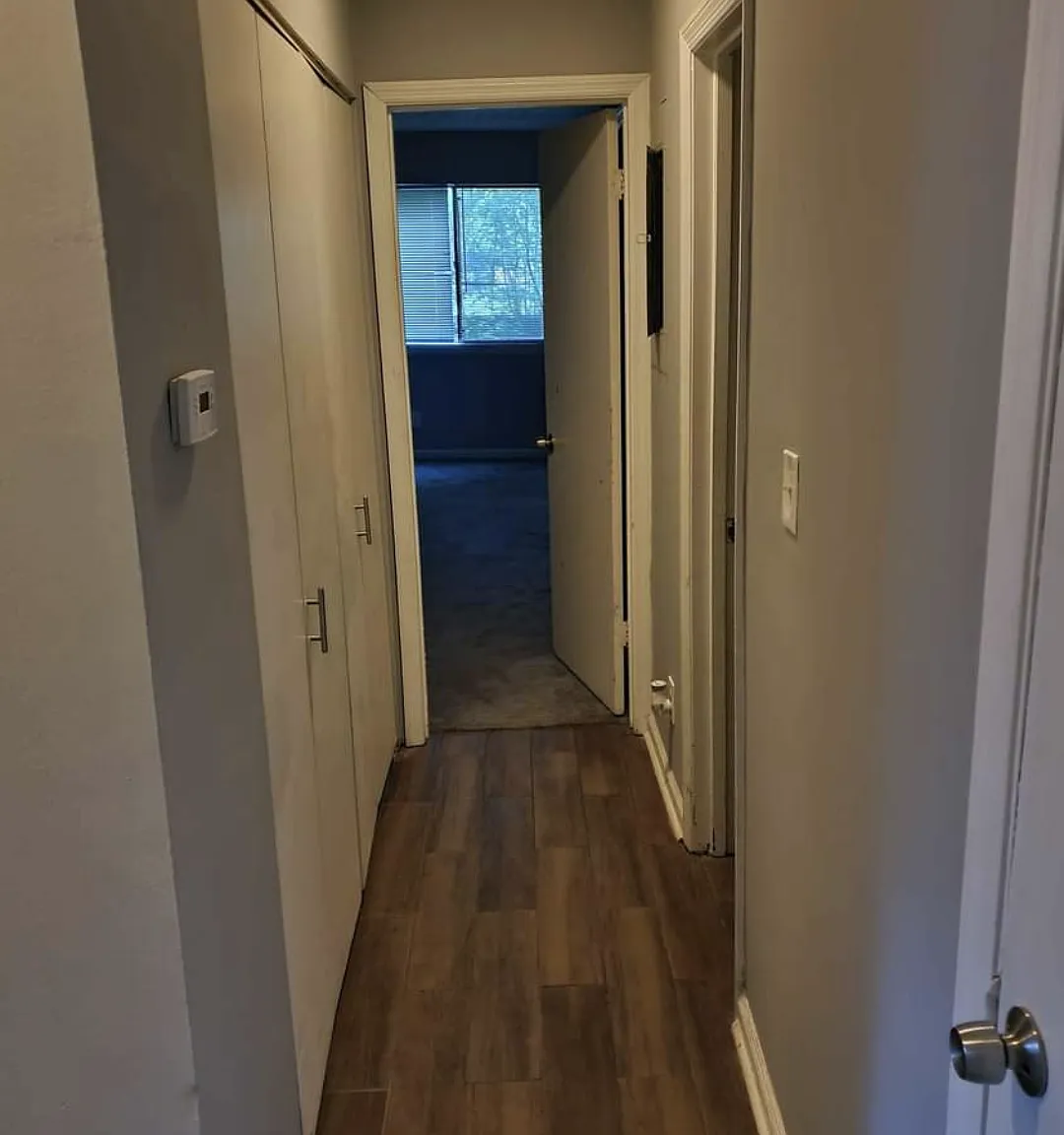 8576 Creekwood Way — Photo 2