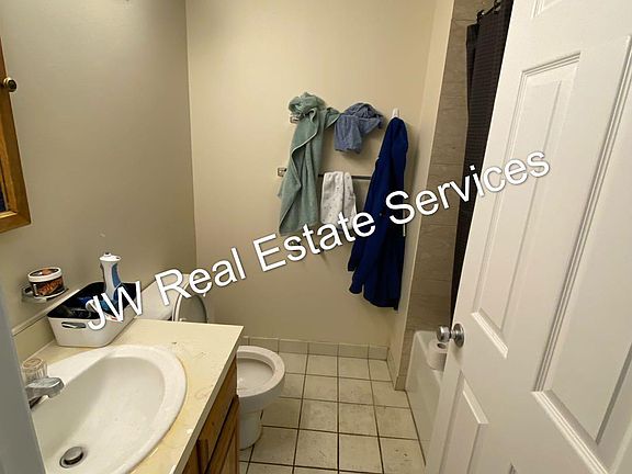 2nd image of 147 Kelton St APT 605