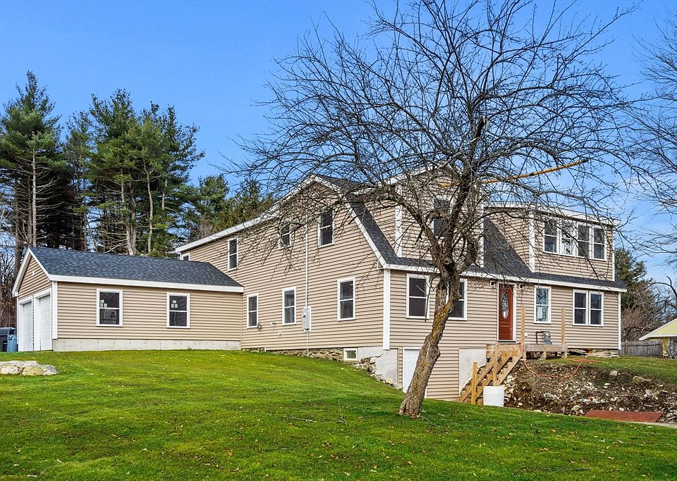 28 Pleasant St, Grafton, MA 01519 Zillow