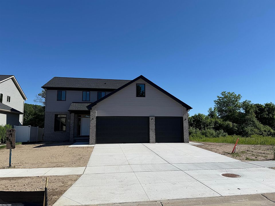 1st image of 30343 Weathervane Woods Dr